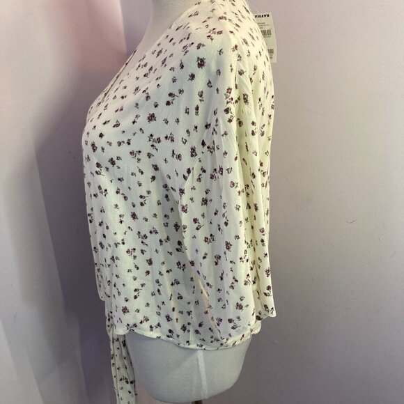 Ivy + Main Top, NWT, Size S - Picture 5 of 10